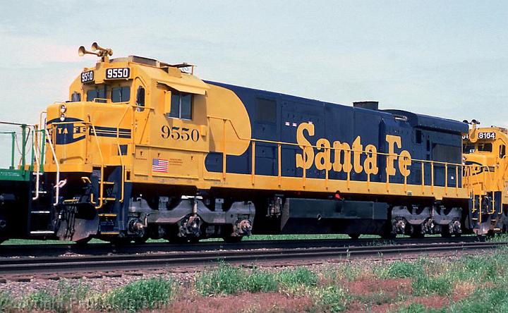 ATSF 9550 - SF30C b.jpg